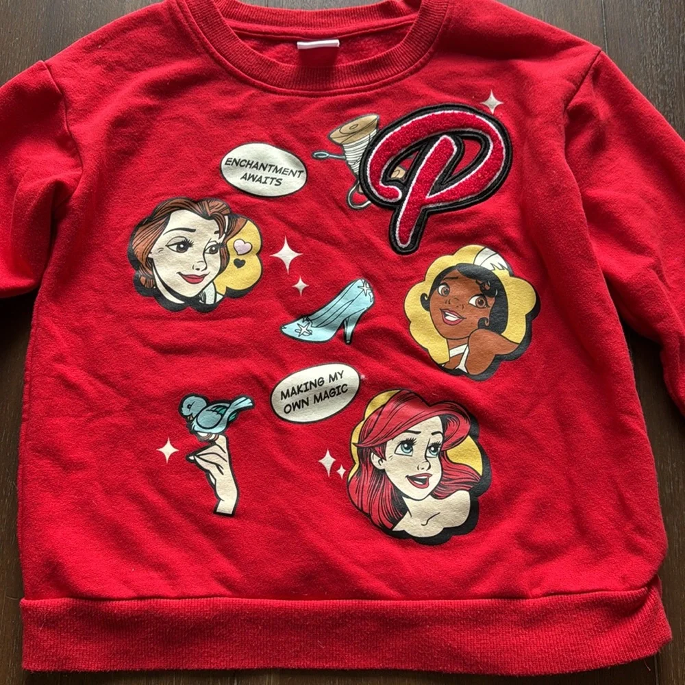 Size M (approx 6-8 years) Disney 100 Years Princess Girls Sweatshirt Enchantment